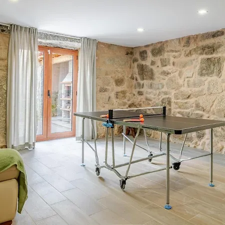 Semesterbostad Neves House - Pool With Stunning Montain View Arcos de Valdevez